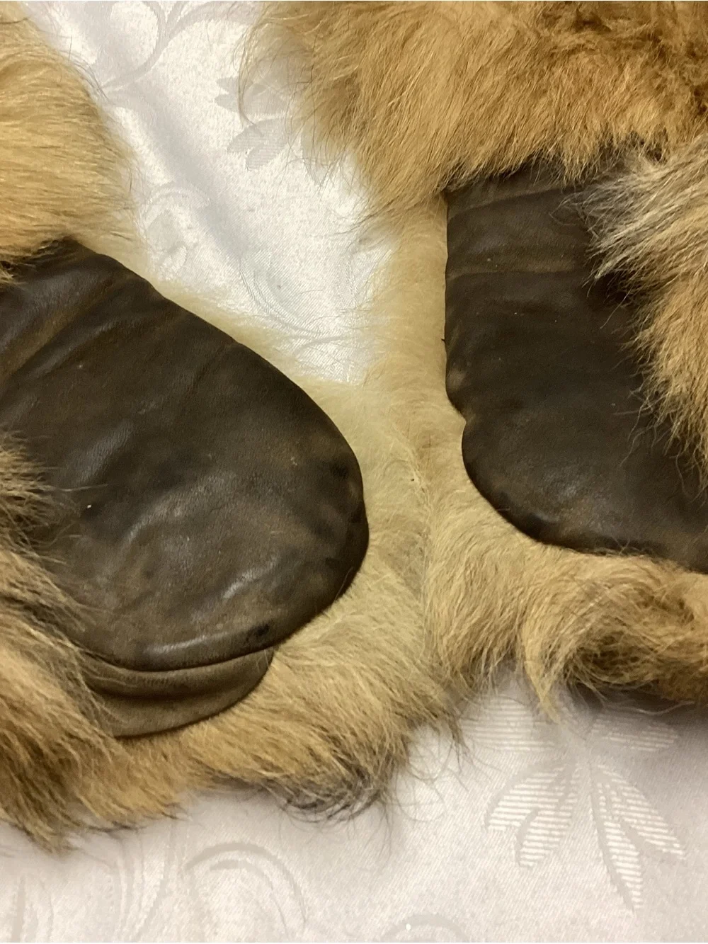 Fur Alaskan amazing vintage Mittens Gigantic sized must see ♥️♥️♥️♥️